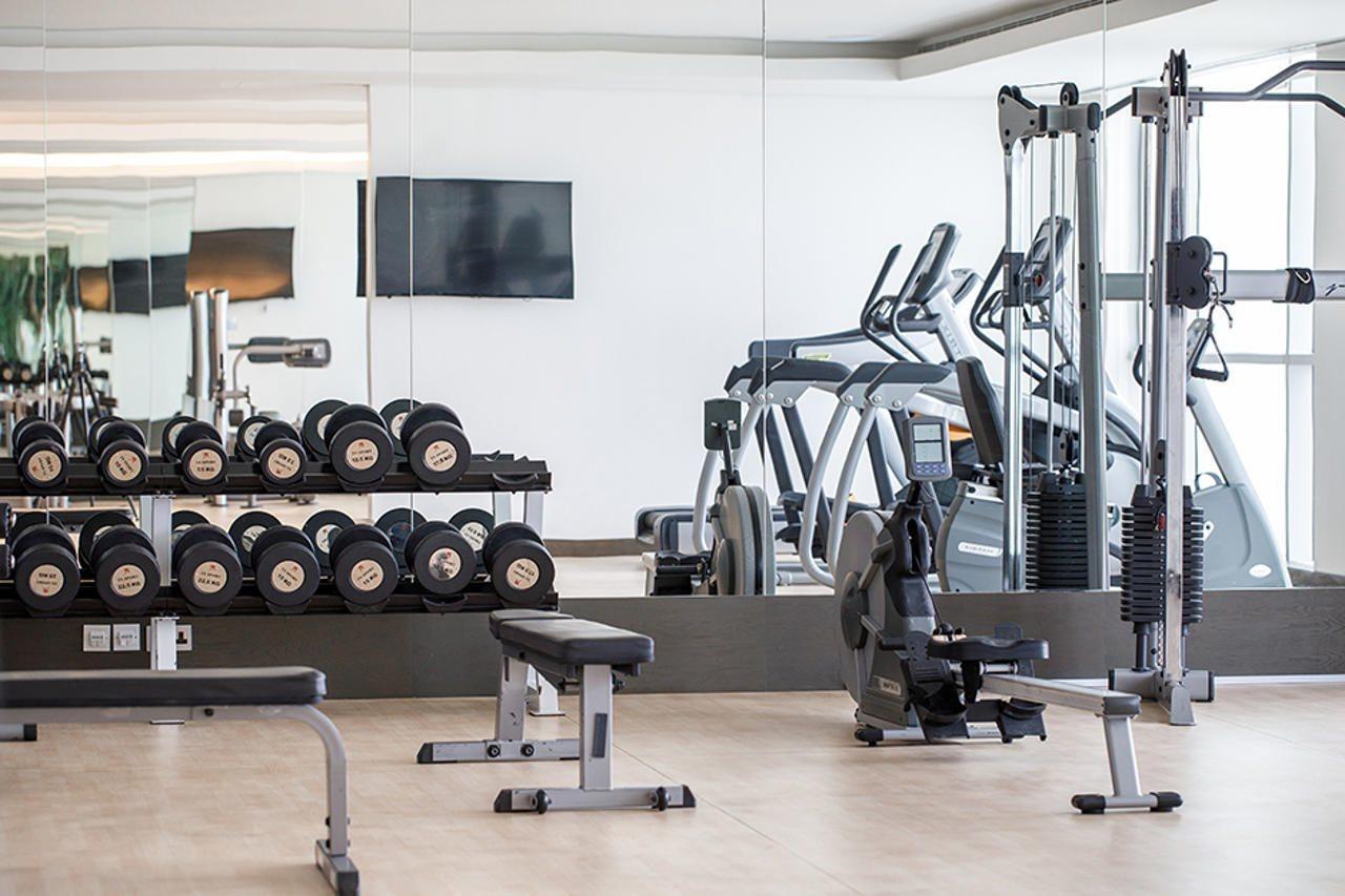 Royal M Al Aqah Beach Resort By Gewan Exterior photo A gym